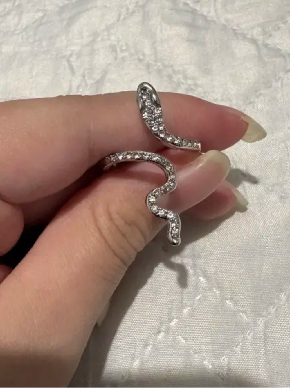 Size 8 Silver Snake Crystal Ring - Picture 2 of 5